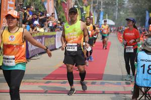 BIB: 47147, 48475, 40761
                            <button type="button" onclick="openModal(8249996)" class="btn btn-primary btn-sm float-right btn-popup" data-toggle="modal" data-target=".modal-high-quality">
                        <i class="fas fa-shopping-cart"></i> Add to Cart
                    </button>
                                            <button type="button" onclick="isThisMe(8249996, true)" class="btn btn-success btn-sm float-right btn-popup btn-isme hidden" data-toggle="tooltip" data-placement="bottom" title="นี่คือรูปของคุณใช่ไหม คลิกที่นี่เพื่อเอาเข้าอัลบั้ม">
                        <i class="fas fa-plus"></i> Add to album
                    </button>
                    <button type="button" onclick="isThisMe(8249996, false)" class="btn btn-warning btn-sm float-right btn-popup btn-isnotme hidden">
                        <i class="fas fa-ban"></i> Remove from album
                    </button>